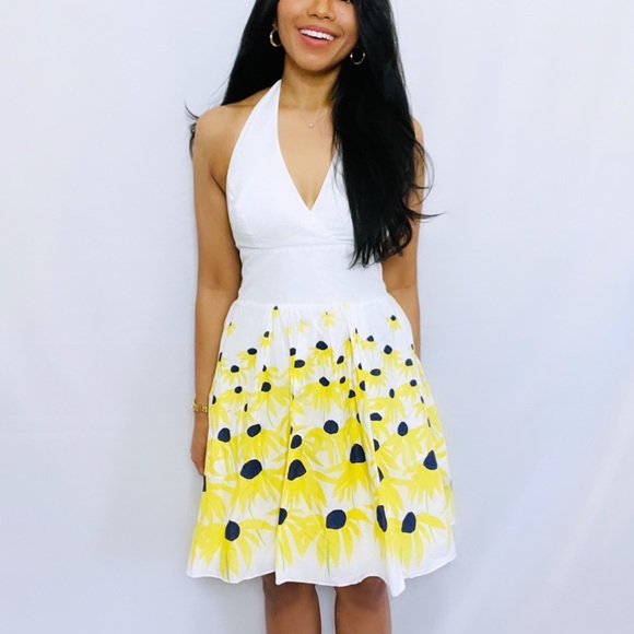 Lilly Pulitzer | White 100% Cotton Yellow flower Halter Mini Summer Dress - Picture 11 of 11